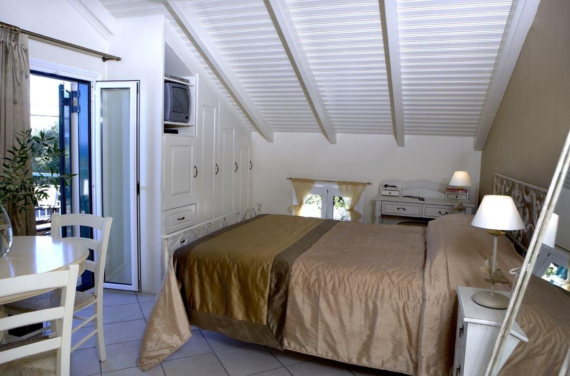 Dafnoudi Hotel Apartments Antipata  외부 사진
