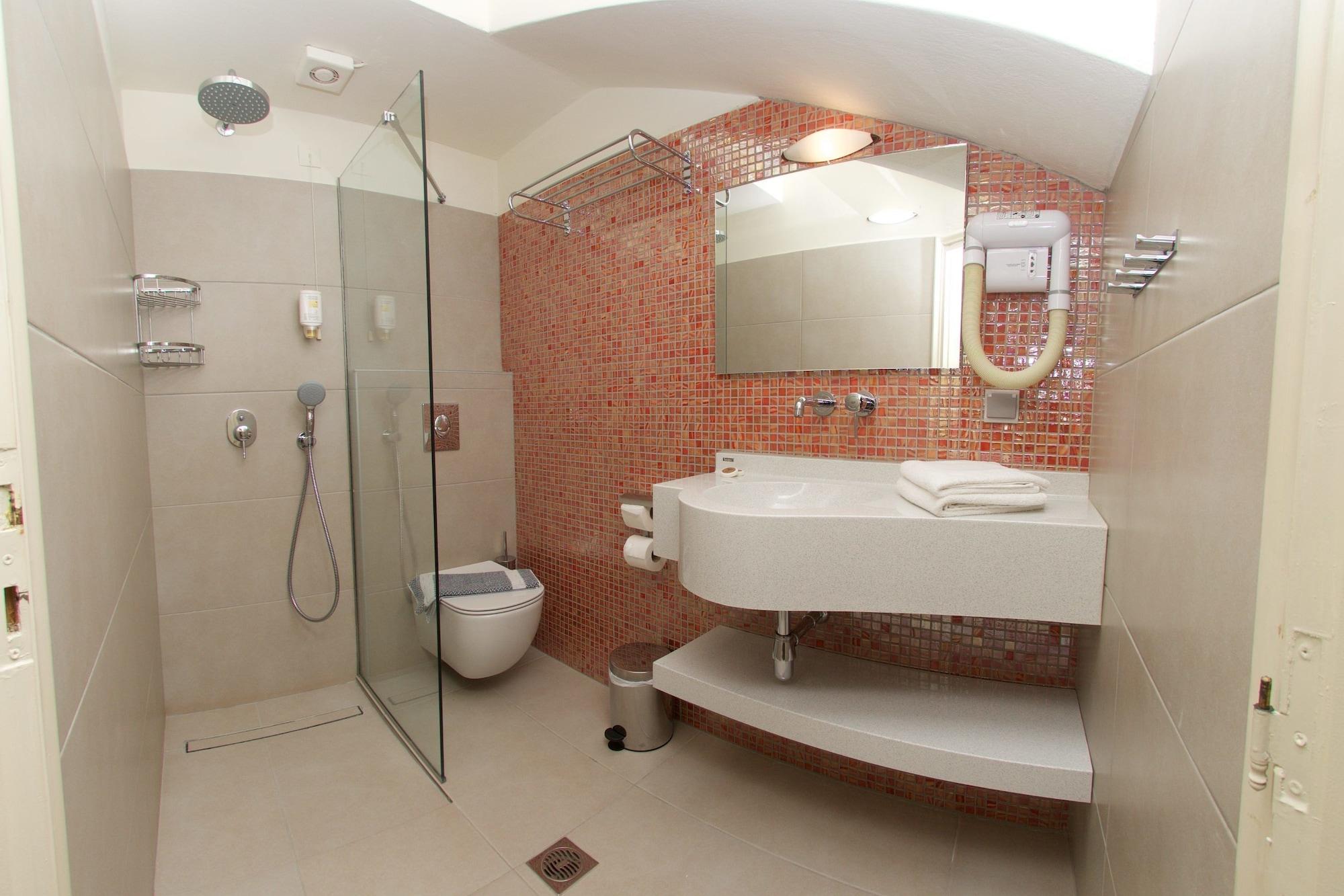 Dafnoudi Hotel Apartments Antipata  외부 사진
