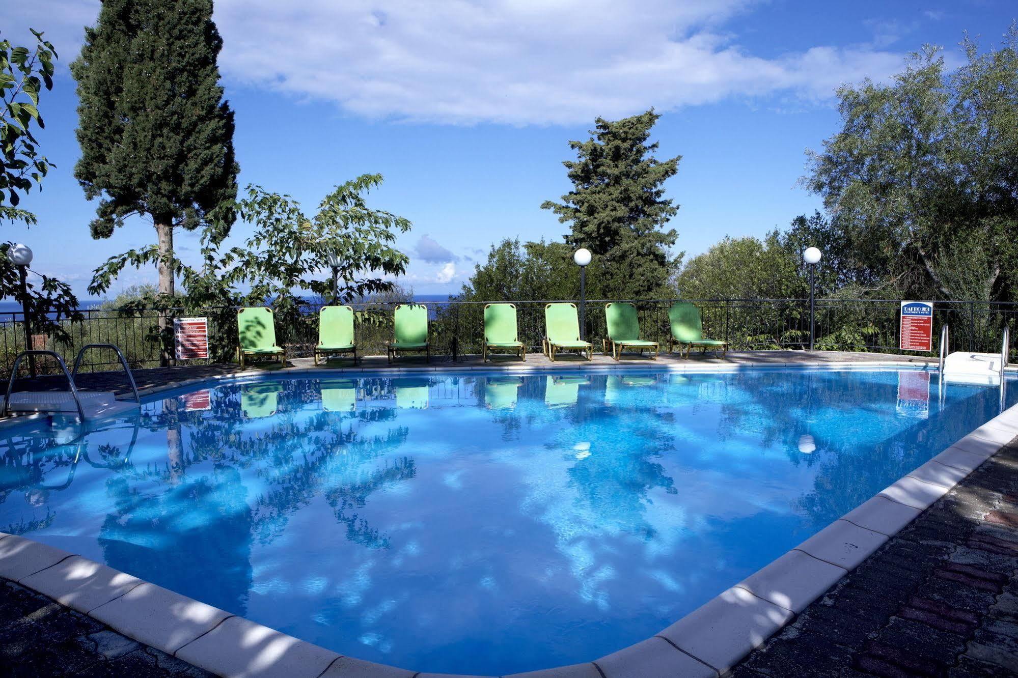 Dafnoudi Hotel Apartments Antipata  외부 사진